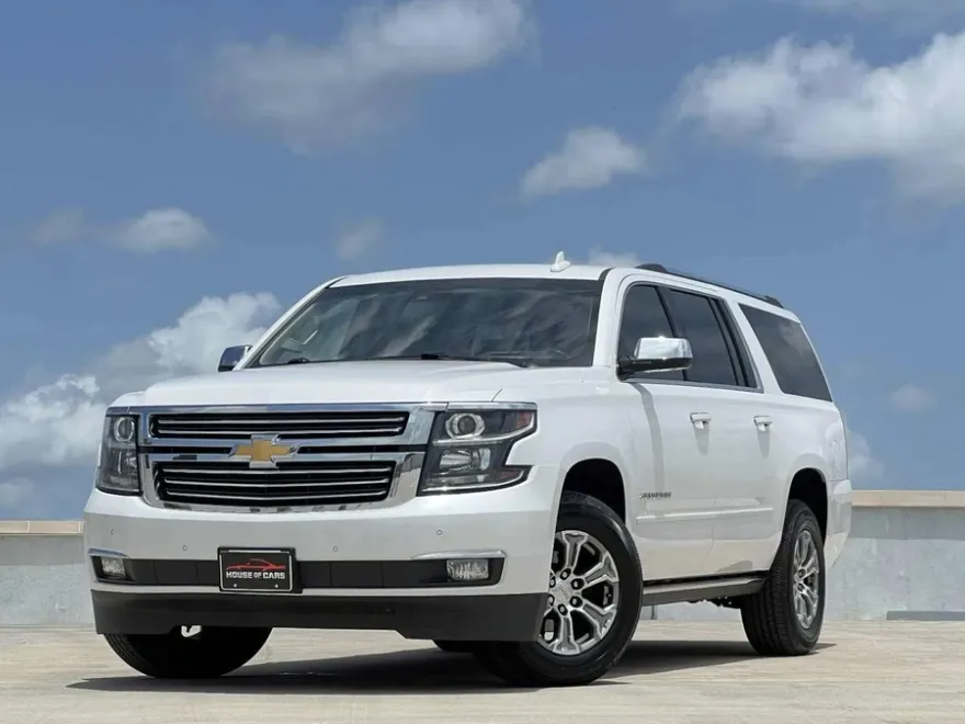 2019 Chevrolet Suburban Premier photo 1