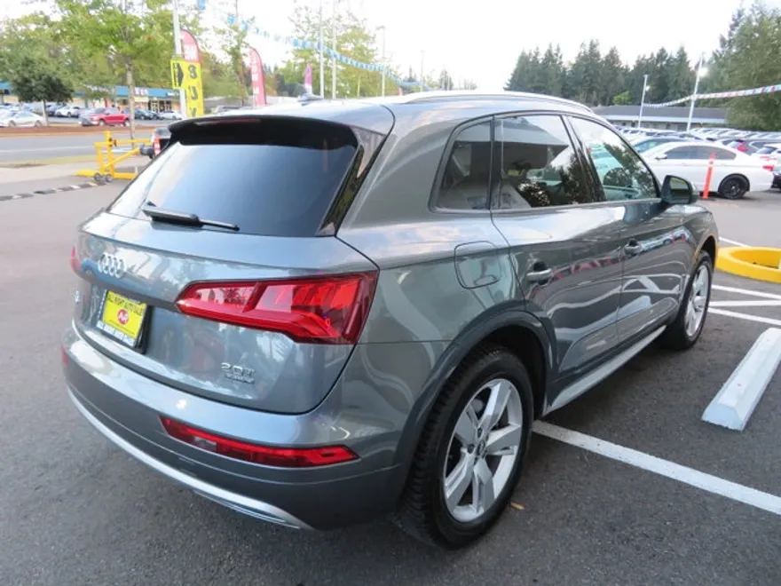 2018 Audi Q5 Premium photo 1