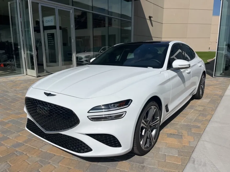2025 Genesis G70 3.3T Sport Advanced photo 1