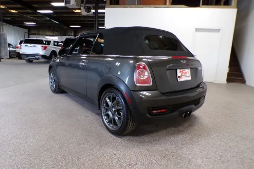 2011 Mini Cooper Convertible S photo 2