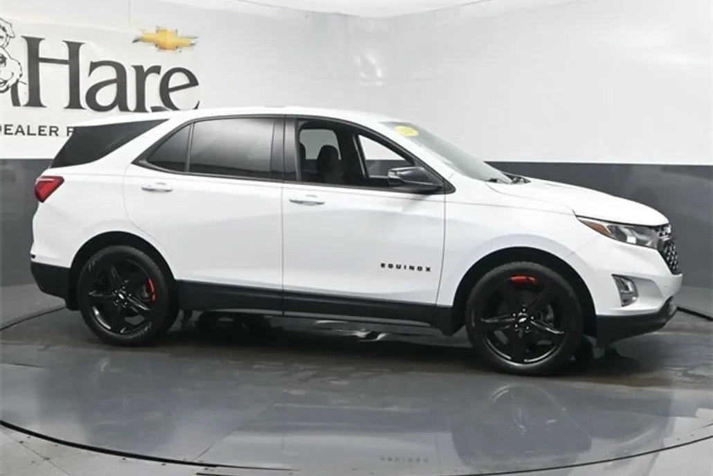 2018 Chevrolet Equinox LT photo 1
