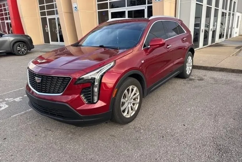 2019 Cadillac XT4 Luxury photo 1