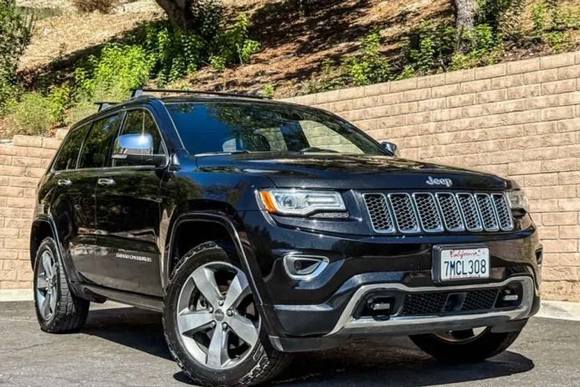 2015 Jeep Grand Cherokee Overland photo 1