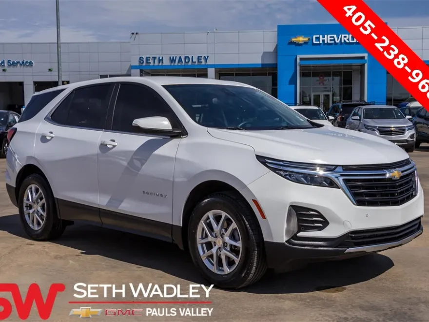 2023 Chevrolet Equinox LT photo 1