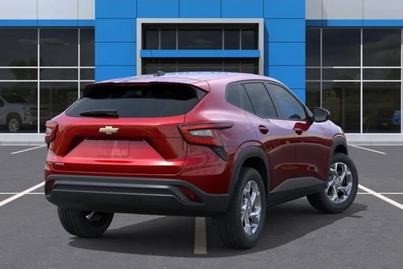 2026 Chevrolet Trax LS photo 1