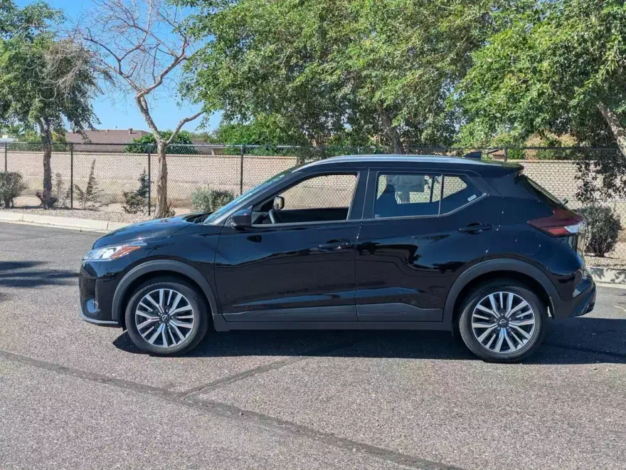 2024 Nissan Kicks SV photo 1