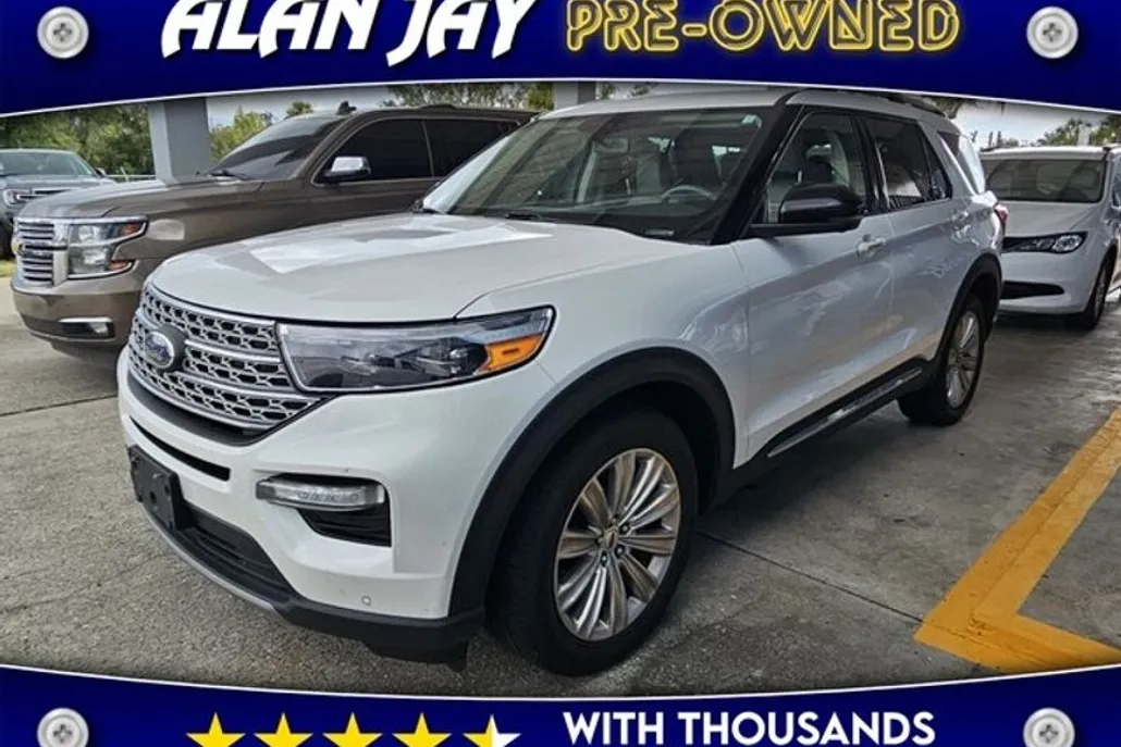 2022 Ford Explorer Limited photo 1