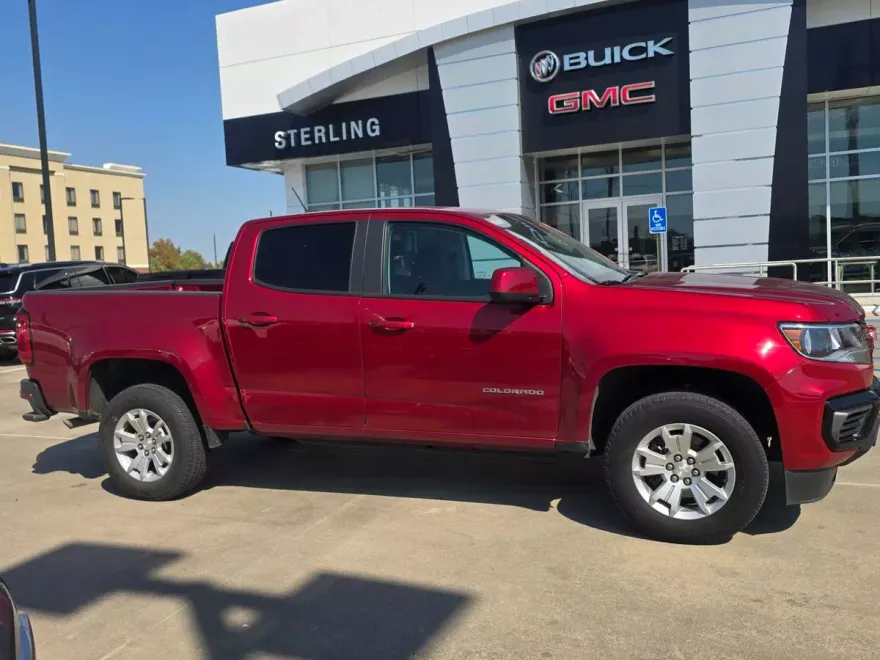 2021 Chevrolet Colorado LT photo 1