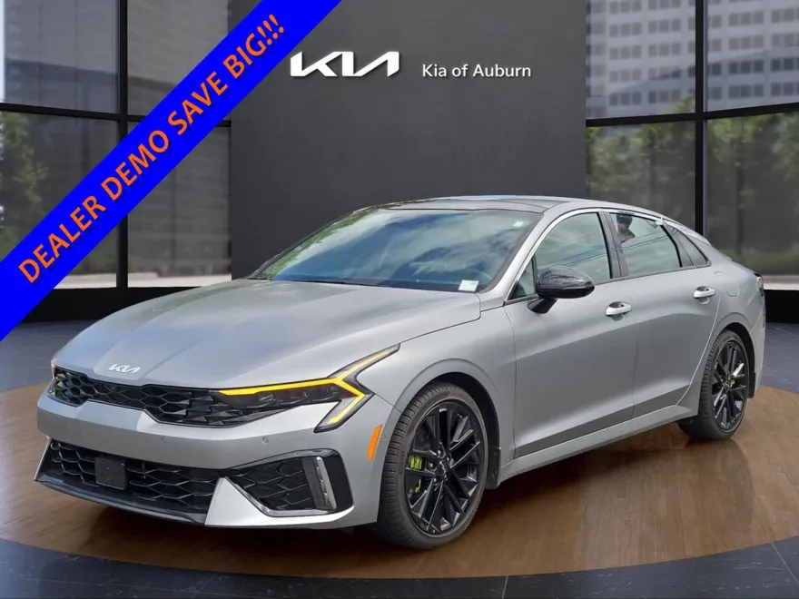 2025 Kia K5 GT photo 1