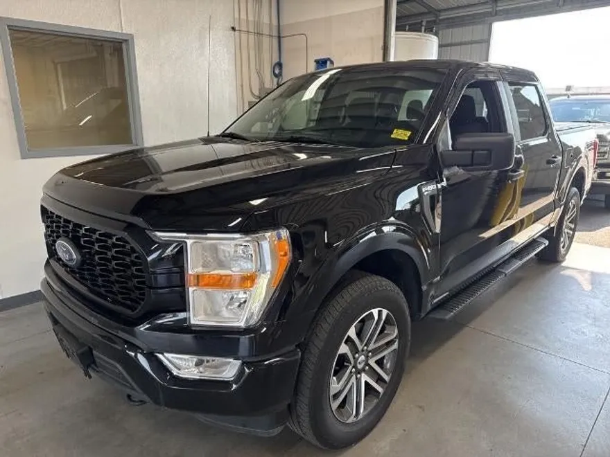 2021 Ford F-150 XL photo 1