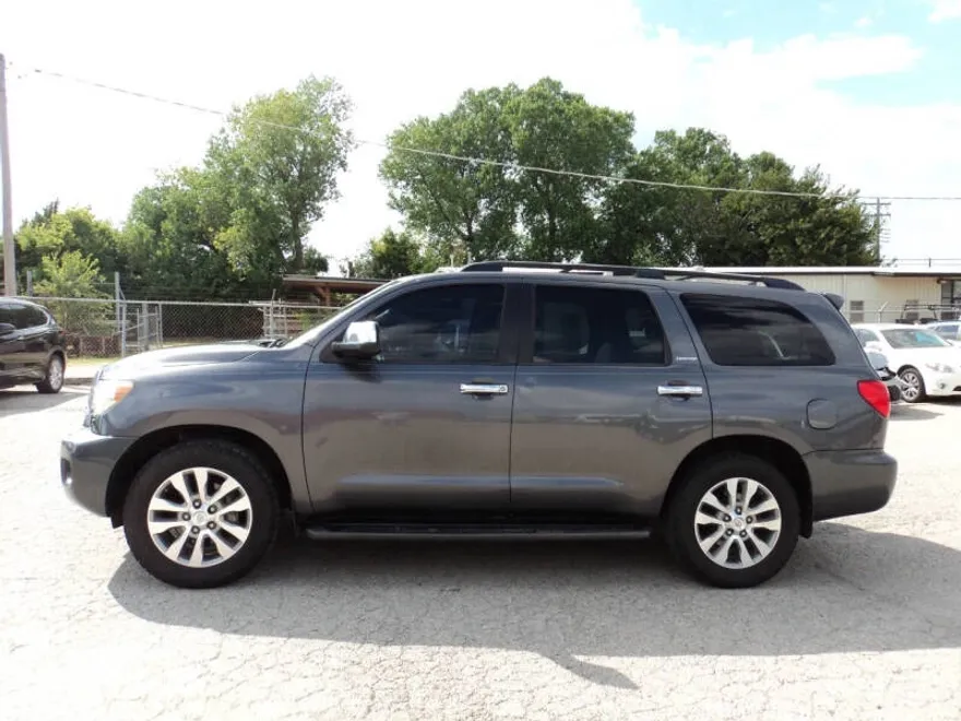 2014 Toyota Sequoia Limited photo 1