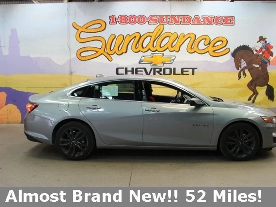 2024 Chevrolet Malibu 1LT photo 1