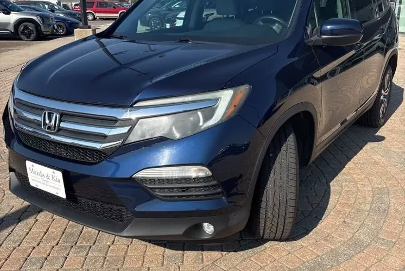 2016 Honda Pilot EX-L photo 1