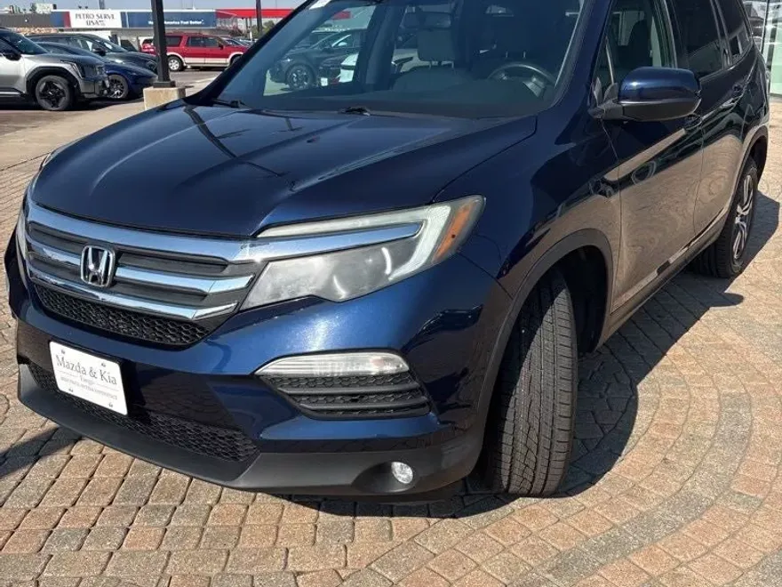 2016 Honda Pilot EX-L photo 1