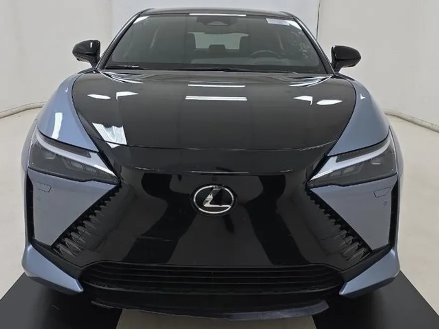 2023 Lexus RZ 450e Premium photo 1