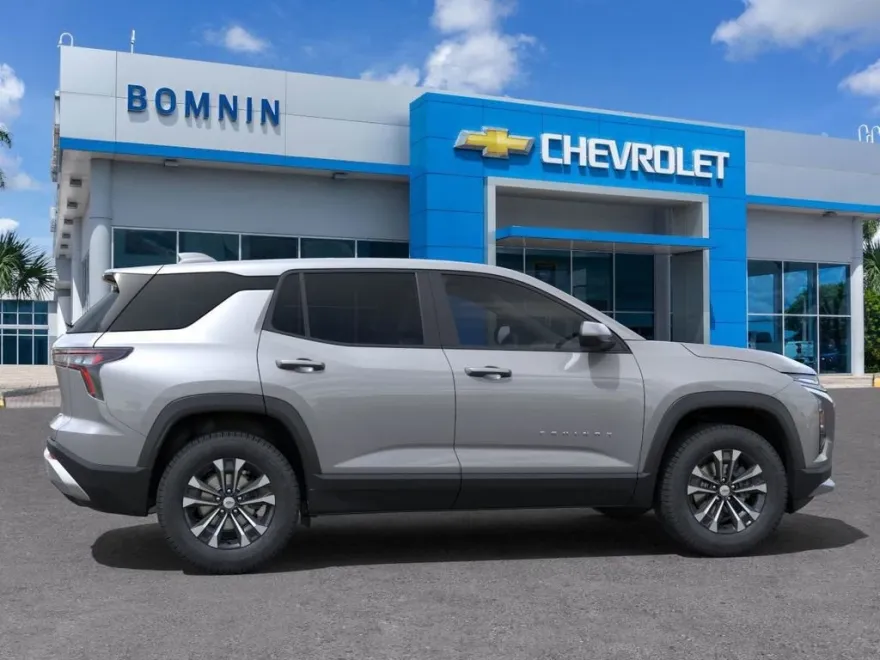 2026 Chevrolet Equinox LT photo 1