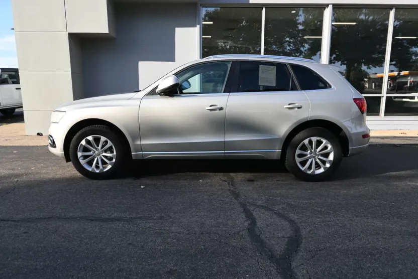 2014 Audi Q5 2.0T Premium Plus photo 1