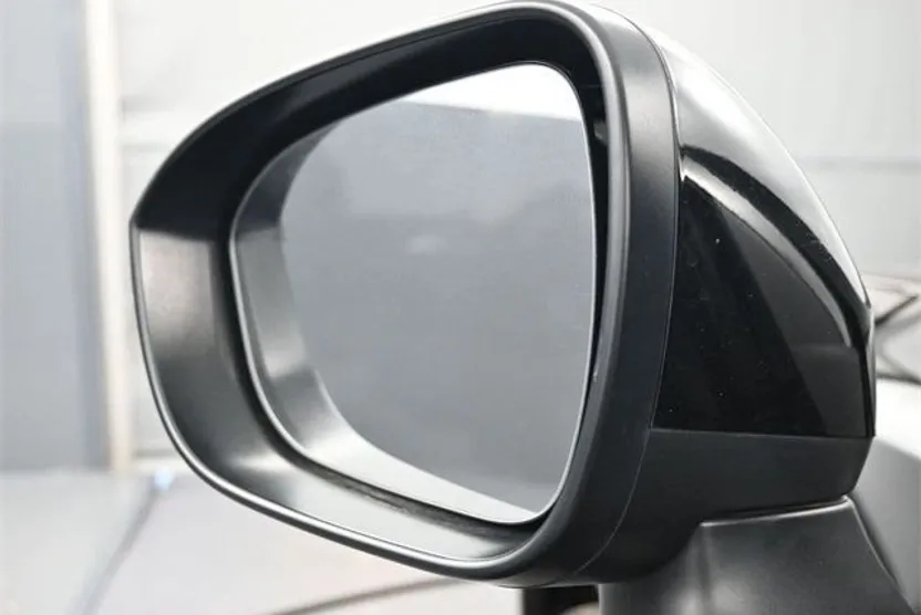 2024 Nissan Rogue SV photo 1