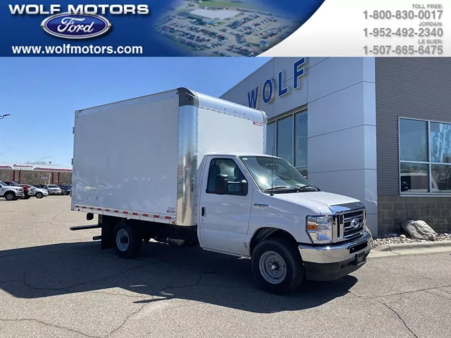 2023 Ford E-350 photo 1