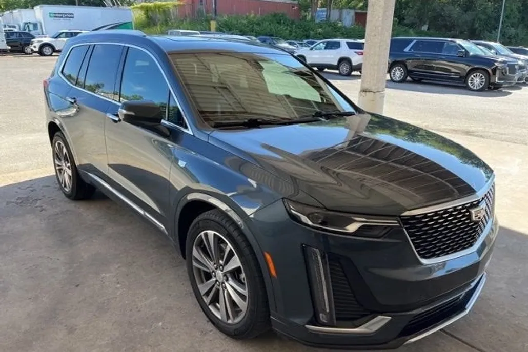 2021 Cadillac XT6 Premium Luxury photo 1