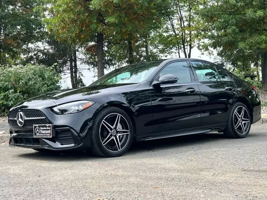 2024 Mercedes Benz C 300 4MATIC photo 1