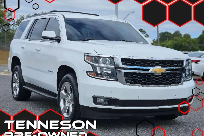 2019 Chevrolet Tahoe LT photo 1