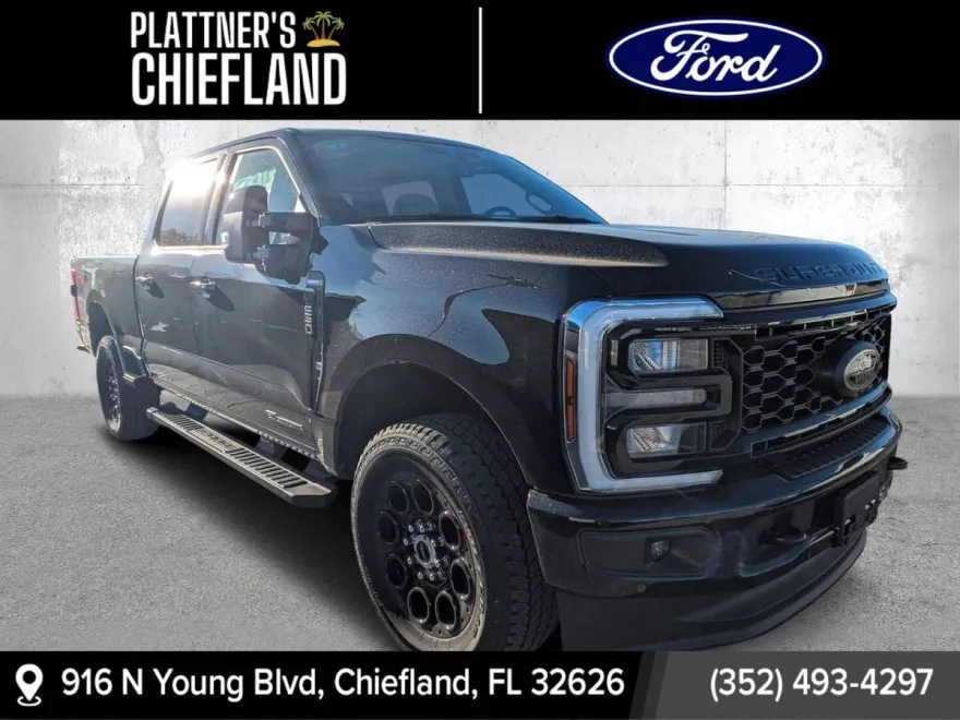 2025 Ford F-250 Lariat photo 1