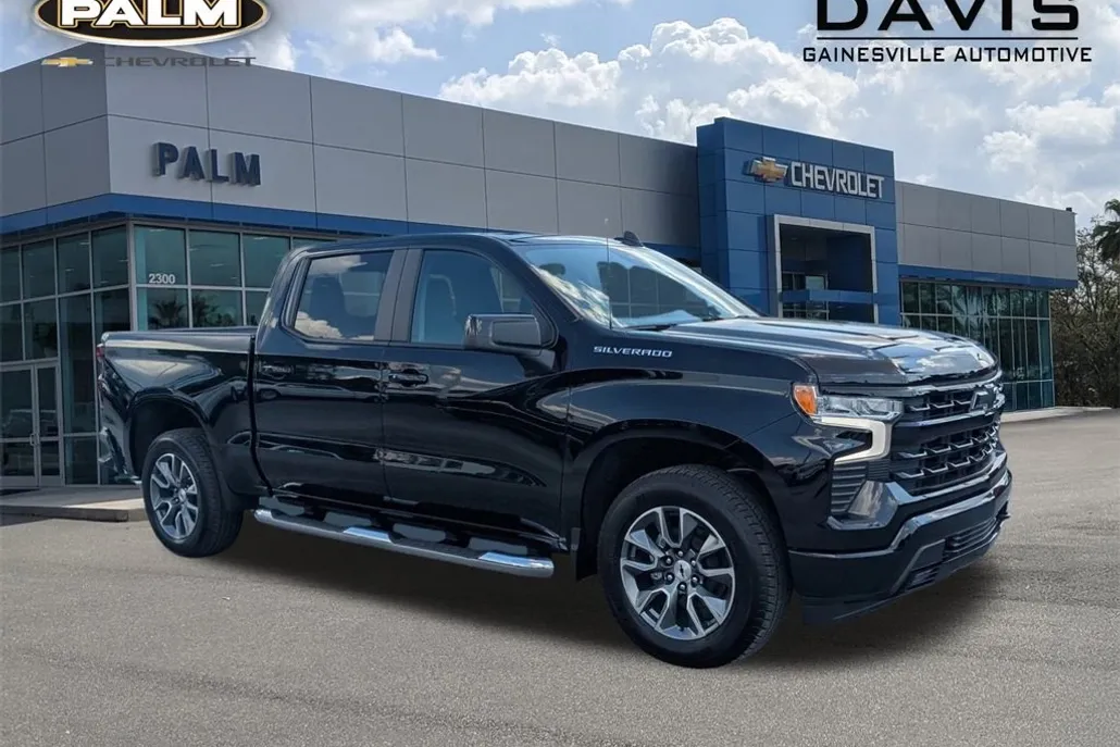 2026 Chevrolet Silverado 1500 RST photo 1