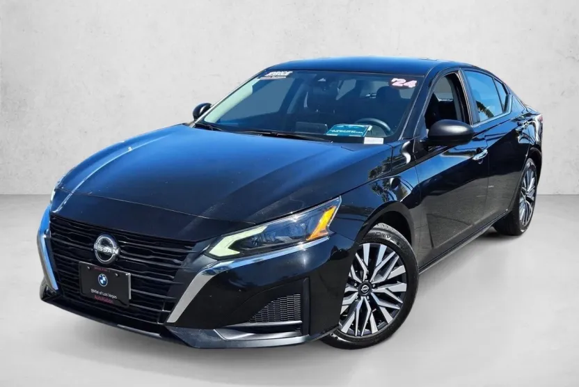 2024 Nissan Altima 2.5 SV photo 1