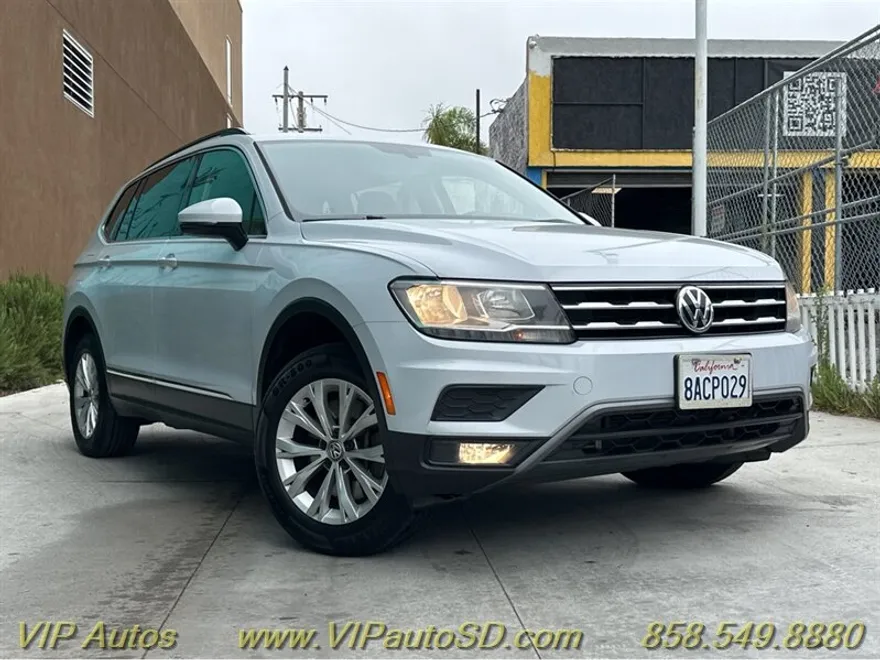 2018 Volkswagen Tiguan SEL photo 1