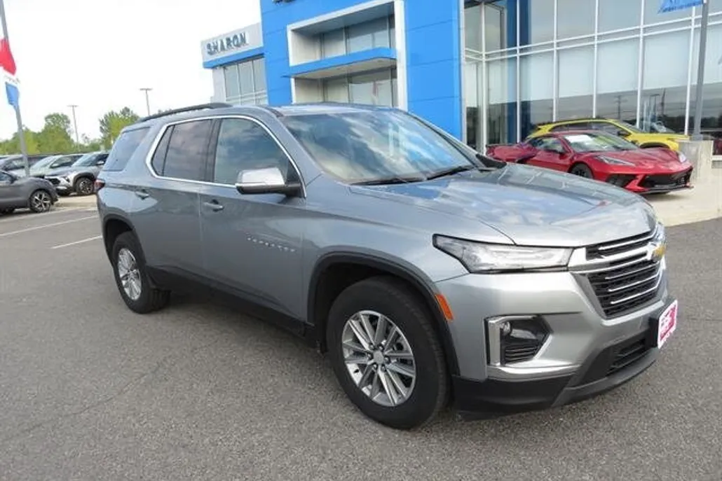 2023 Chevrolet Traverse Cloth photo 1