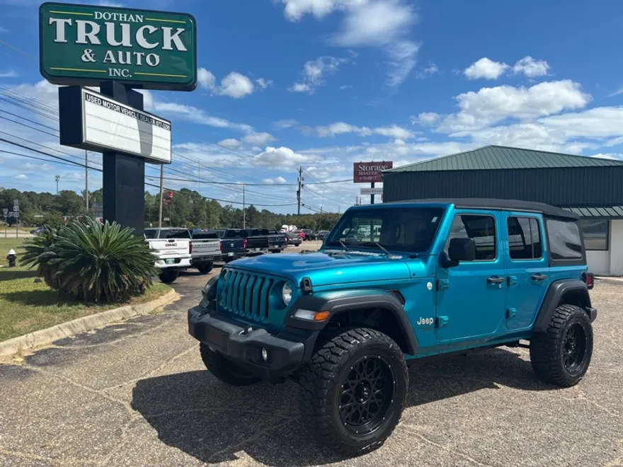 2019 Jeep Wrangler Unlimited Sport photo 1