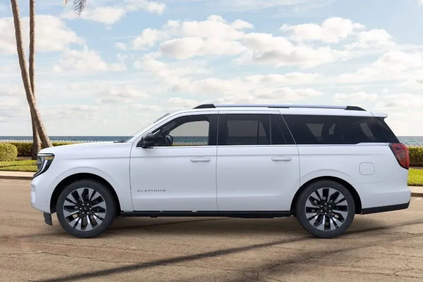 2025 Ford Expedition MAX Platinum photo 1