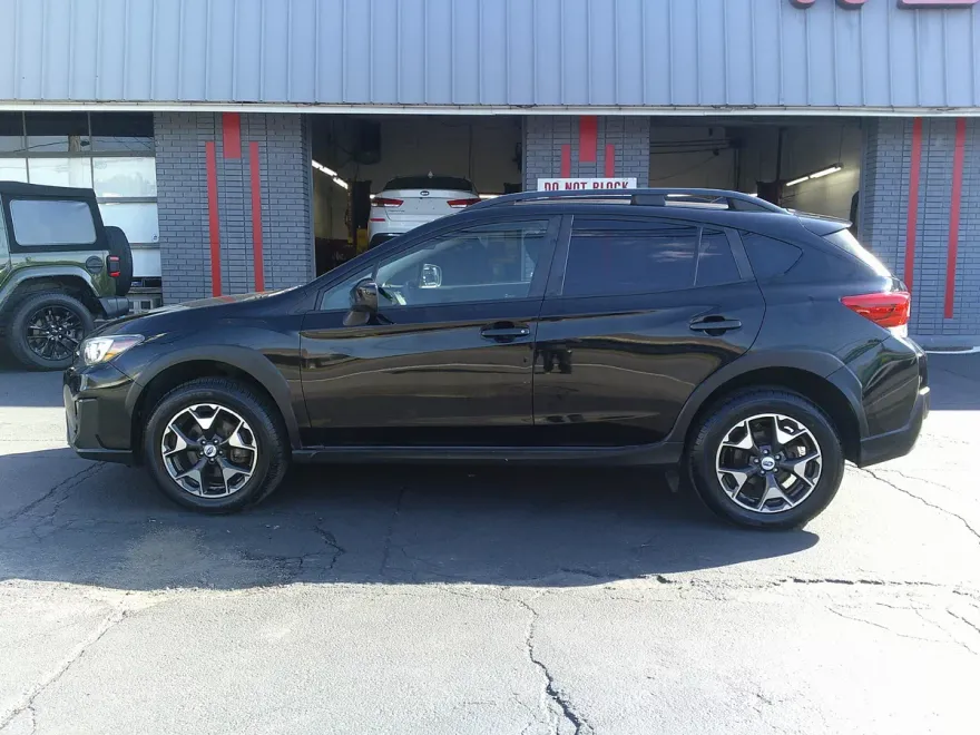 2018 Subaru Crosstrek 2.0i Premium photo 1