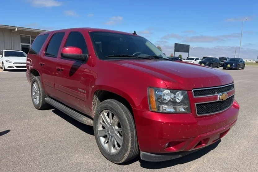 2014 Chevrolet Tahoe LT photo 1