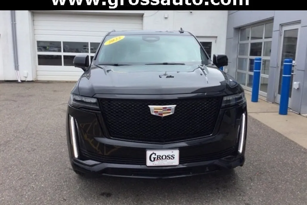 2022 Cadillac Escalade ESV Sport photo 1