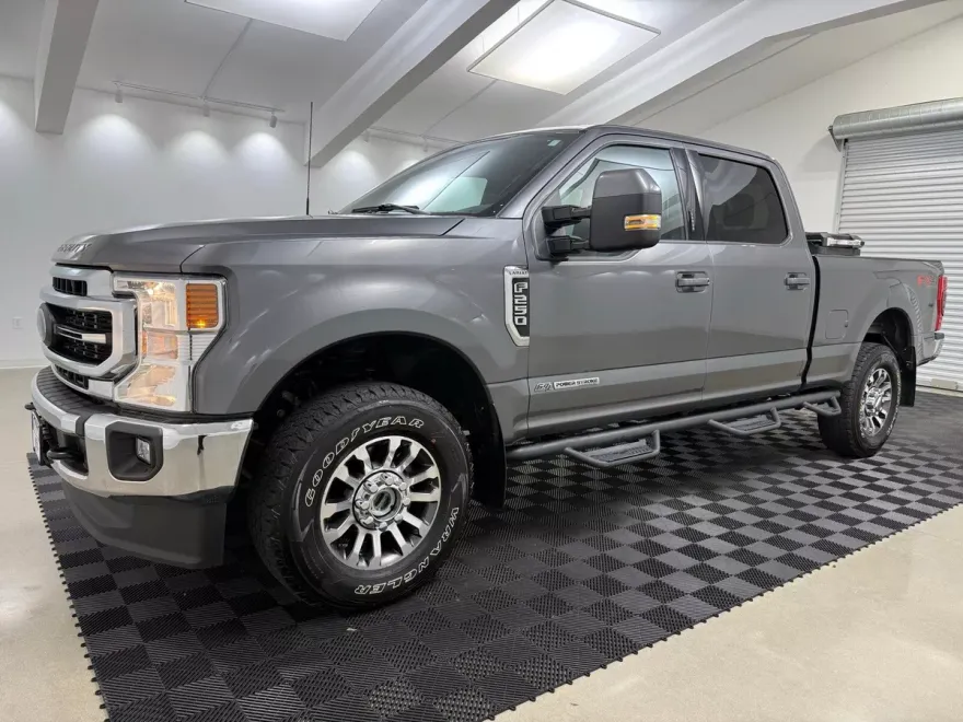 2022 Ford F-250 Lariat photo 1