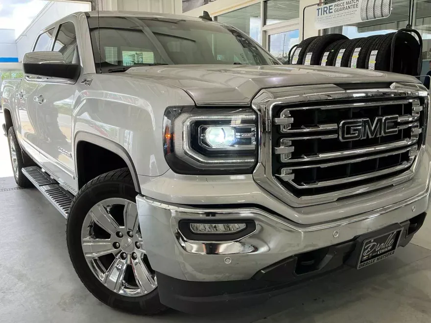 2018 Gmc Sierra 1500 SLT photo 1