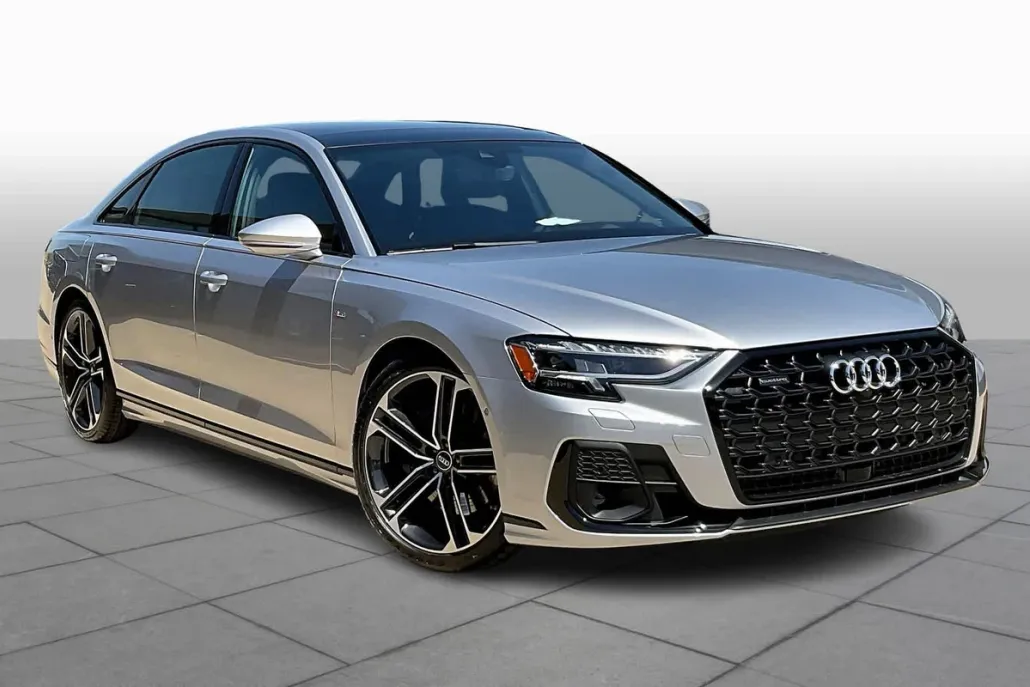 2025 Audi A8 L 55 photo 1