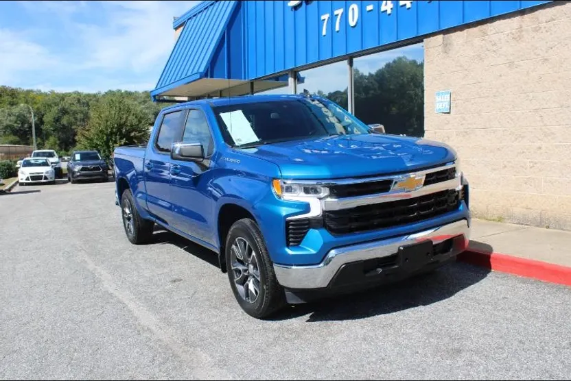 2023 Chevrolet Silverado 1500 LT photo 1