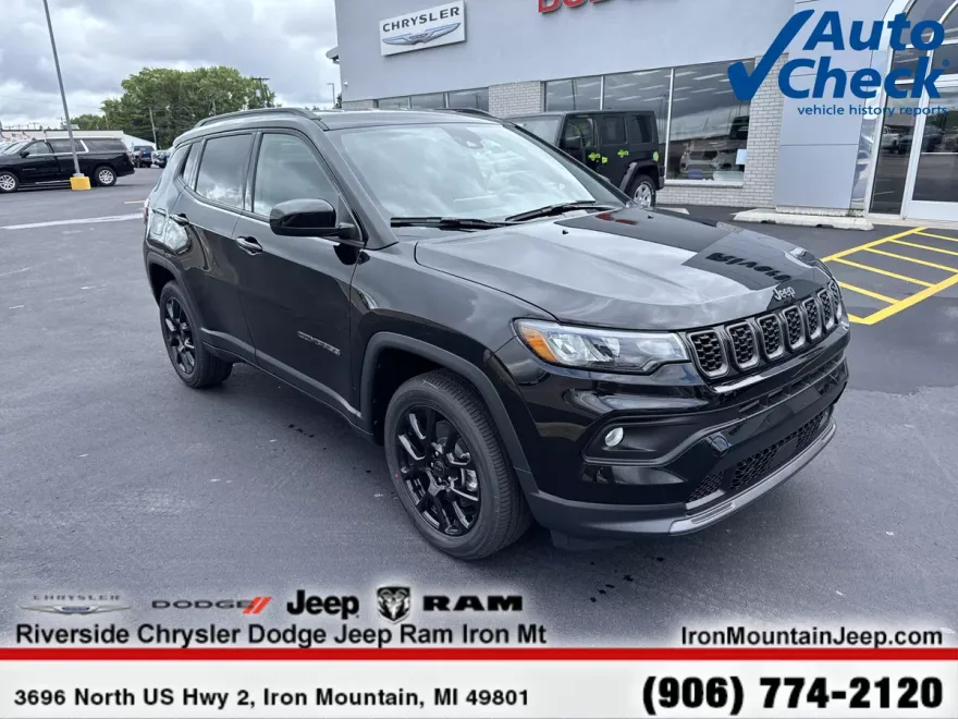 2025 Jeep Compass Latitude photo 1