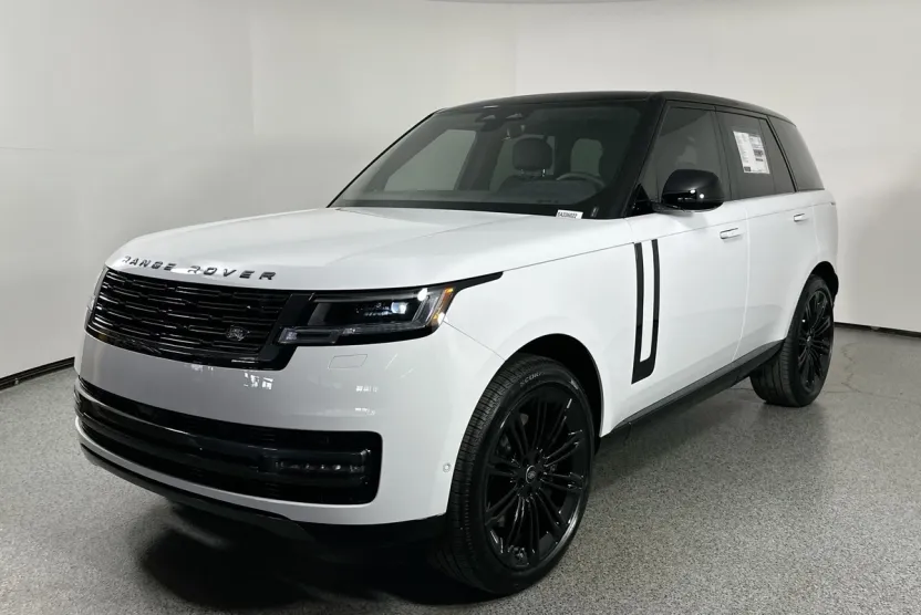 2025 Land Rover Range Rover SE photo 1