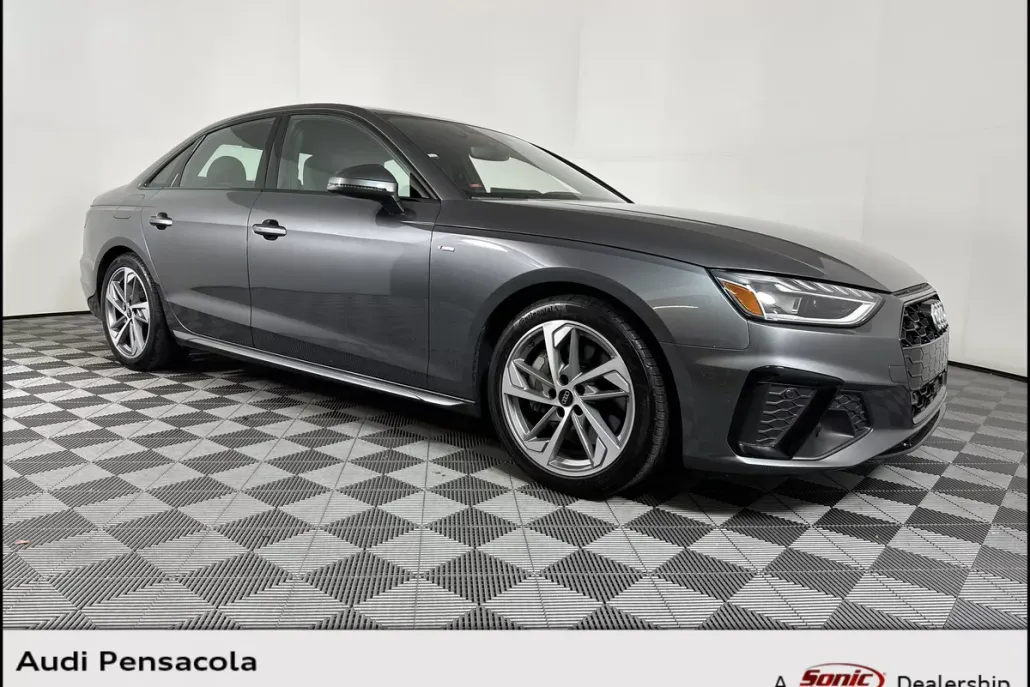 2025 Audi A4 45 S line Premium photo 1