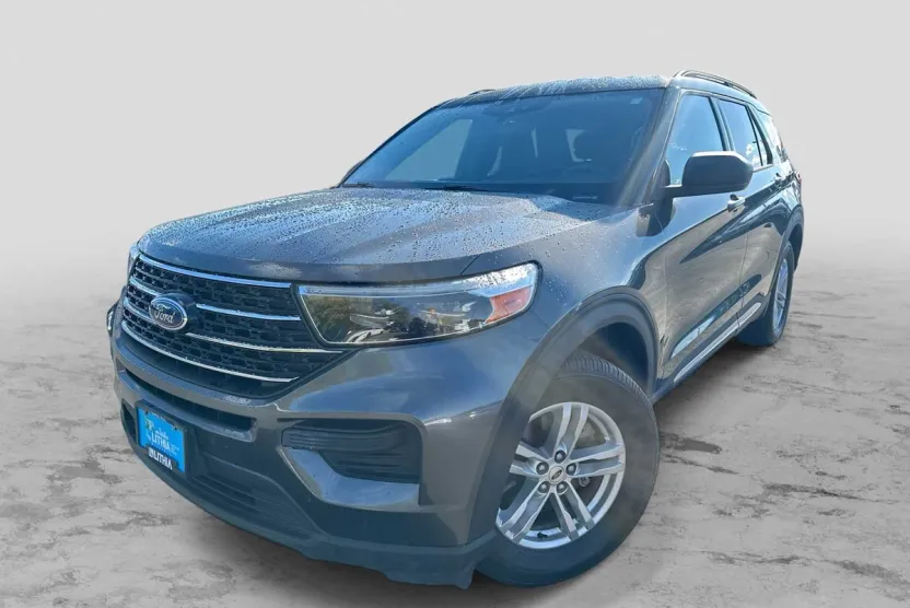 2020 Ford Explorer XLT photo 1