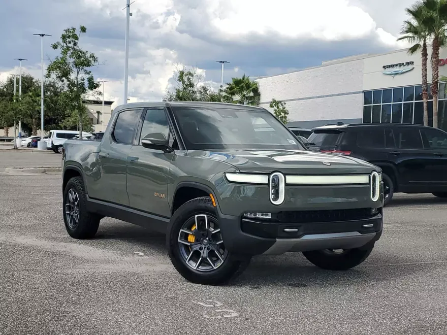 2022 Rivian R1T Launch Edition photo 1