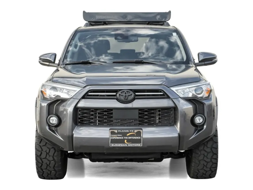2023 Toyota 4Runner SR5 Premium photo 1