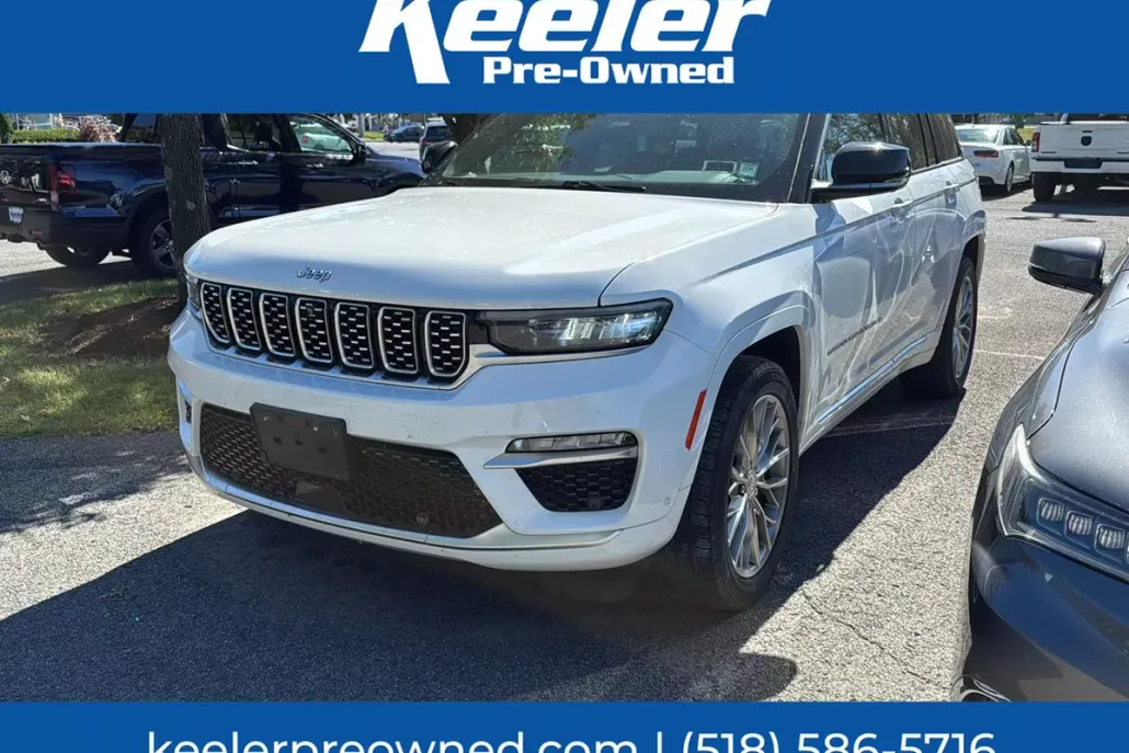 2022 Jeep Grand Cherokee Summit photo 1