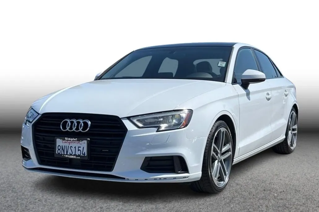 2019 Audi A3 Premium photo 1