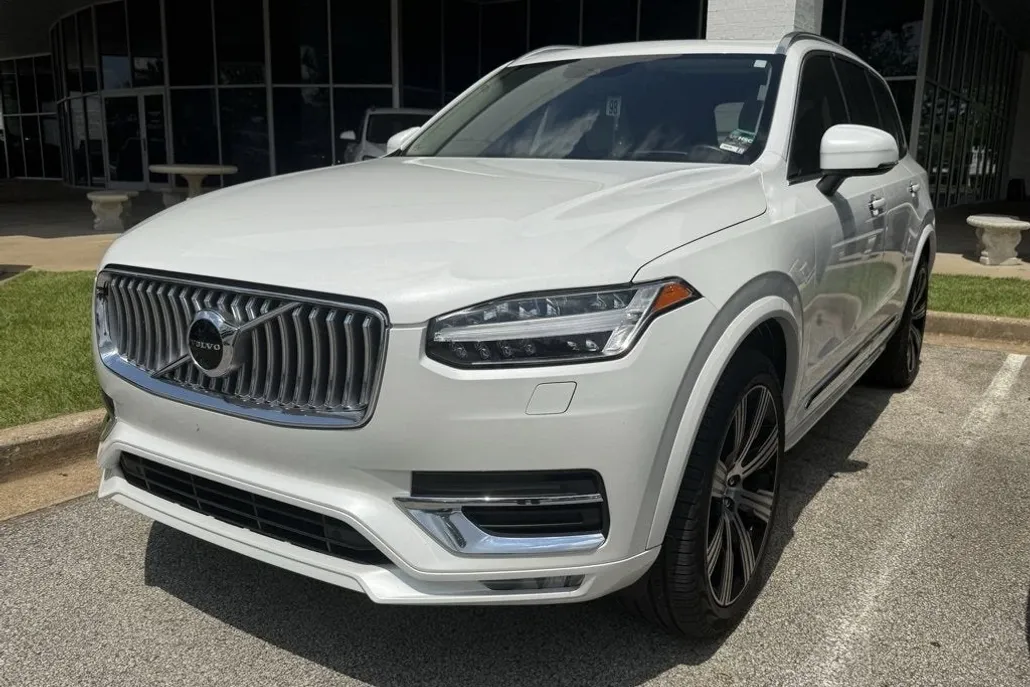 2022 Volvo XC90 Inscription photo 1