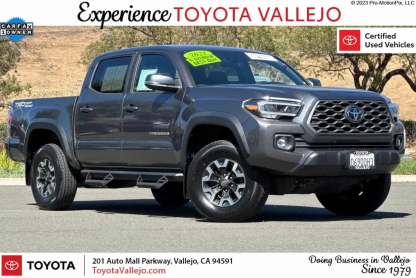 2021 Toyota Tacoma TRD Off-Road Double Cab photo 1